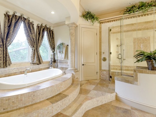 1801 Lantana Court in Southlake - Briggs Freeman Sotheby's luxury homes for sale in Dallas Fort Worth - bathroom