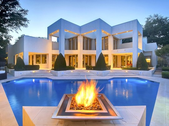 4308 Briarhaven Road in Fort Worth - Briggs Freeman Sotheby's luxury homes for sale in Dallas Fort Worth - exterior