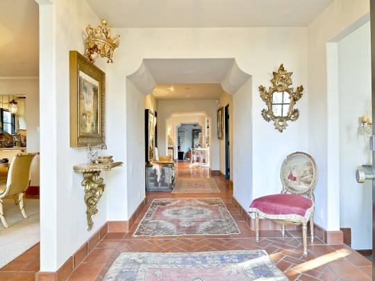 6955 Lakewood Boulevard in Lakewood - Briggs Freeman Sotheby's luxury homes for sale in Dallas Fort Worth - hallway