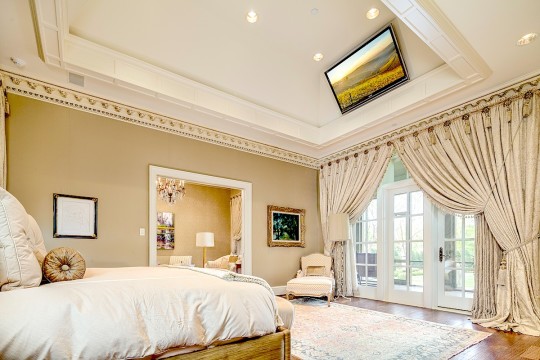 Dans Bois Crete Mansion at 9806 Inwood Road in Preston Hollow - Briggs Freeman Sotheby's homes for sale in Dallas - bedroom
