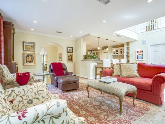 4417 Wildwood Road in Bluffview - Briggs Freeman Sotheby's luxury homes for sale in Dallas Fort Worth - living 2