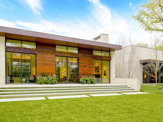 4610 Wildwood Road in Bluffview - homes for sale in Dallas Fort Worth, Briggs Freeman Sotheby's - exterior