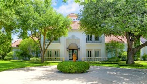 10104 Lennox Lane in Preston Hollow - a Briggs Freeman Sotheby's luxury home for sale in Dallas Fort Worth - exterior