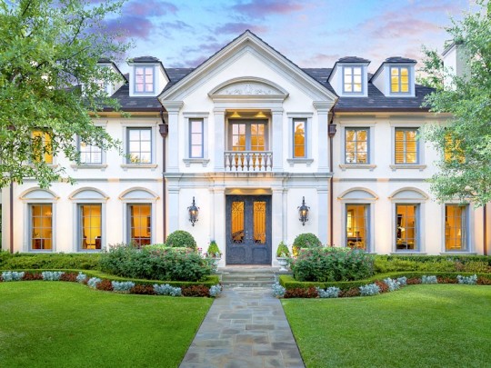 3507 Crescent Avenue in Highland Park - Briggs Freeman Sotheby's luxury homes for sale in Dallas Fort Worth - exterior