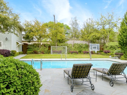 3508 Crescent Avenue in Preston Hollow - luxury home for sale in Dallas, Briggs Freeman Sotheby's - pool