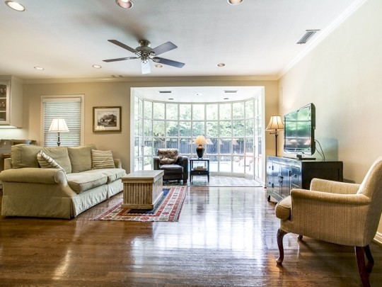 5709 Caruth Boulevard in Devonshire - Briggs Freeman Sotheby's luxury homes for sale in Dallas Fort Worth - living
