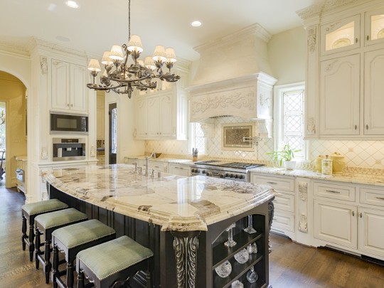 7603 Bryn Mawr Drive in Highland Park - Briggs Freeman Sotheby's luxury homes for sale in Dallas Fort Worth - kitchen