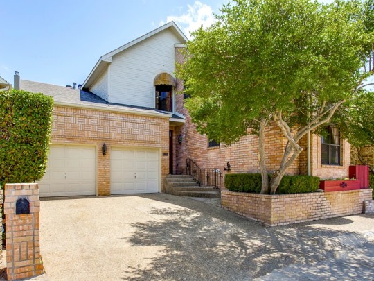 4126 Crossing Lane in University Park - Briggs Freeman Sotheby's luxury homes in Dallas Fort Worth - exterior