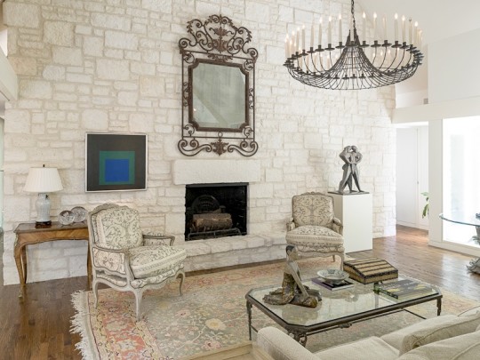 4418 Wildwood Road in Bluffview - Briggs Freeman Sotheby's luxury homes for sale in Dallas Fort Worth - den