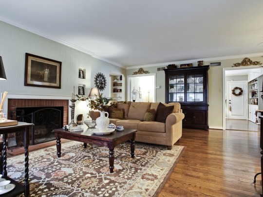 5546 Glenwick Lane in Bluffview - Briggs Freeman Sotheby's luxury homes in Dallas Fort Worth - living room