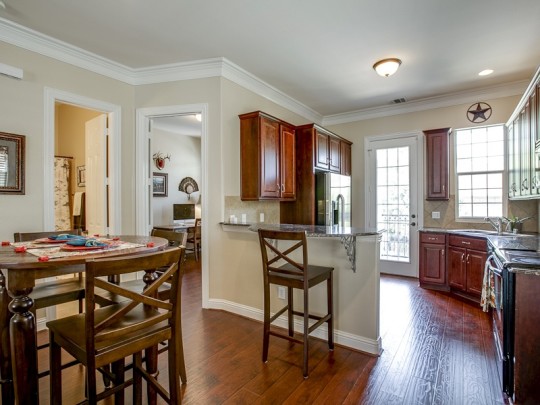 5820 LaVista Drive in Lakewood - Briggs Freeman Sotheby's luxury homes for sale in Dallas Fort Worth - exterior
