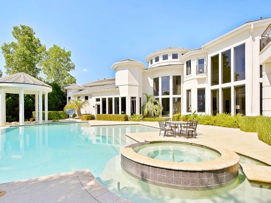 6409 Harrods Court in Plano - Briggs Freeman Sotheby's luxury homes for sale in Dallas Fort Worth - pool