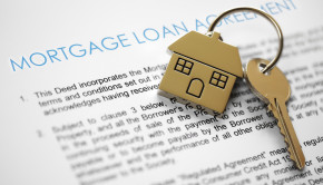 When Will the Window of Opportunity Close for Low-Interest Loans?_113240458