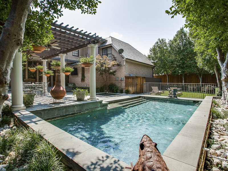 4508 N. Versailles 