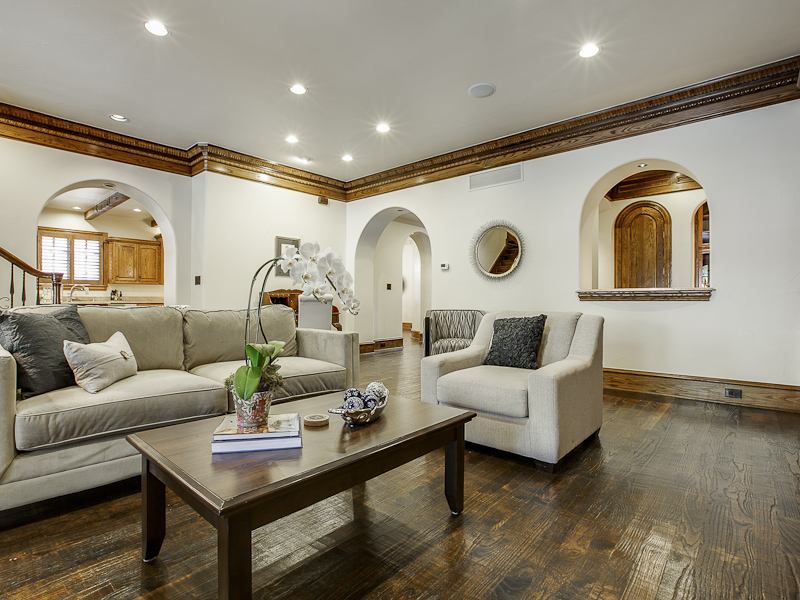 3828 Hanover Briggs Freeman Sotheby's luxury home for sale in Dallas Fort Worth- living