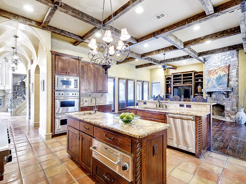 406 Hogans Dr Briggs Freeman Sotheby's luxury home for sale in Dallas Fort Worth- kitchen