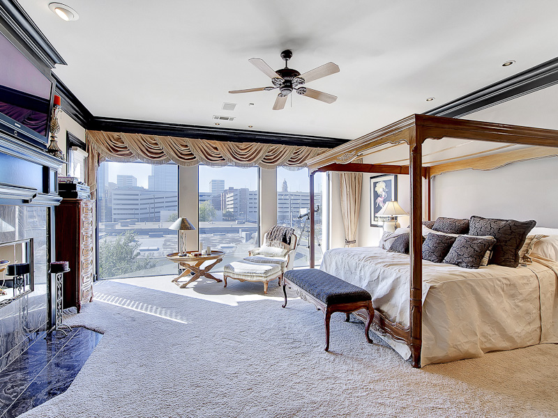 205 Pecan Street Ft. Worth 76102 - Briggs Freeman Sotheby's luxury home for sale in Dallas Fort Worth - bedroom