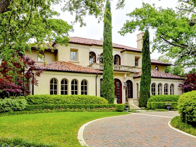 4236 Lorraine Avenue in Highland Park - Briggs Freeman Sotheby's luxury homes for sale in Dallas Fort Worth - exterior
