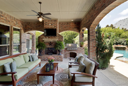 2112 Cheyenne Park Lane 76092, Southlake, Briggs Freeman Sotheby's luxury home for sale in Dallas Fort Worth-patio