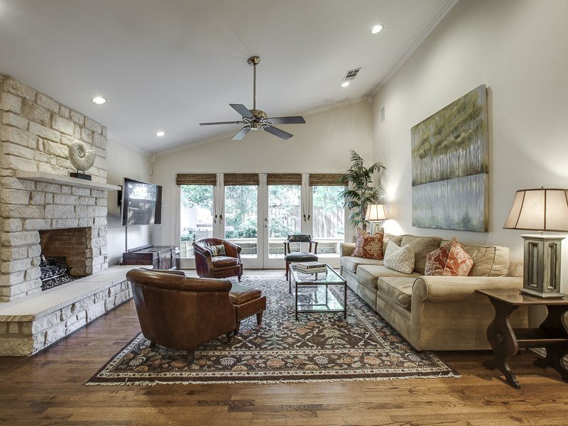 6829 Woodland Drive 75225, Preston Hollow, Briggs Freeman Sotheby's luxury home for sale in Dallas Fort Worth-livingroom