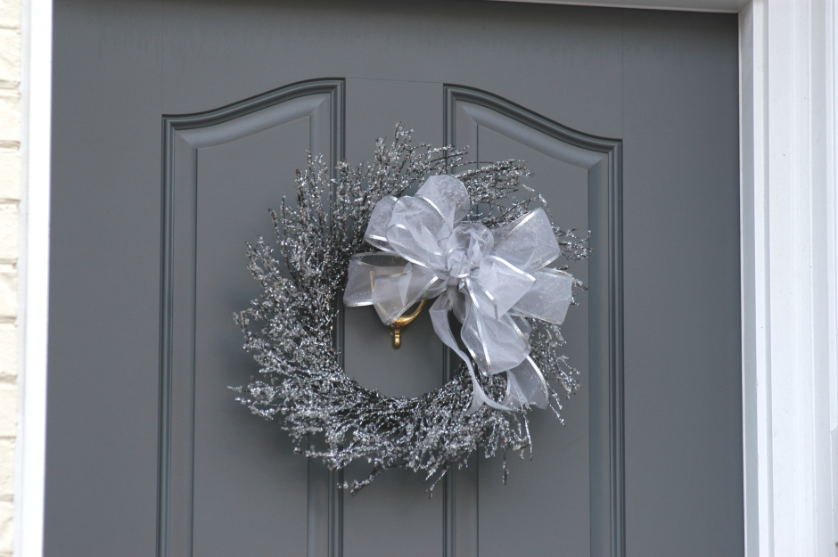 Front door wreath - shutterstock_4519594