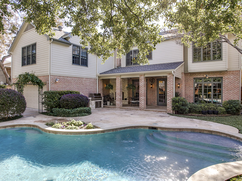 7641 Bryn Mawr Drive Dallas 75225, Park Cities, Briggs Freeman Sotheby's luxury home for sale in Dallas Fort Worth-pool
