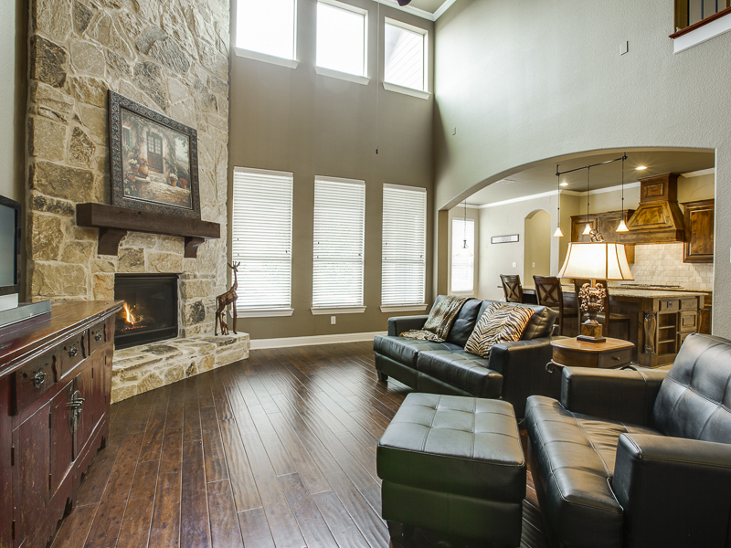 2456 Lilyfield Drive 76262, Trophy Club, Marilyn Newton, Briggs Freeman Sotheby's luxury home for sale in Dallas Fort Worth-living