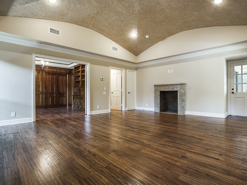 10973 Crooked Creek Drive 75229, North Dallas, Briggs Freeman Sotheby's luxury home for sale in Dallas Fort Worth-living