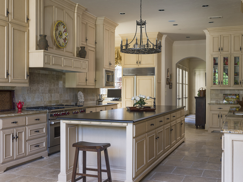 6423 Desco Drive 75225, Preston Hollow, Joan Eleazer, Briggs Freeman Sotheby's luxury home for sale in Dallas Fort Worth-kitchen