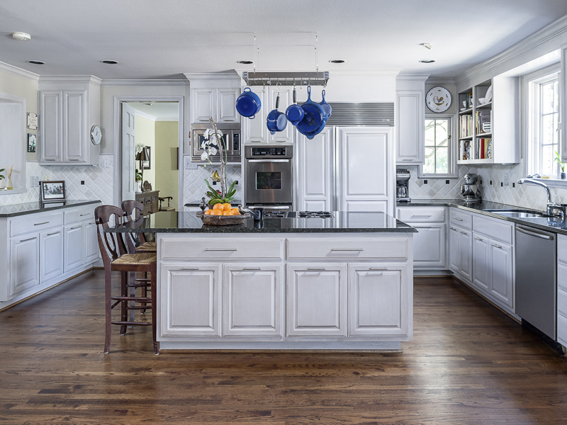 9446 Hathaway Street 75220, Preston Hollow, Tom Hughes, Briggs Freeman Sotheby's luxury home for sale in Dallas Fort Worth-kitchen