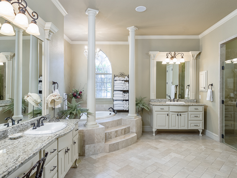 324 Oak Pointe Lane 76092, Southlake, James Keoughan, Briggs Freeman Sotheby's luxury home for sale in Dallas Fort Worth-masterbath