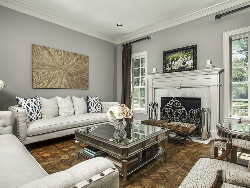 4516 Edmondson Avenue 75205, Highland Park, Lisa Besserer, Briggs Freeman Sotheby's luxury home for sale in Dallas Fort Worth-sitting
