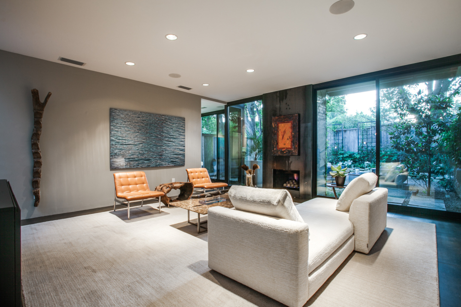 4037 Travis St-5