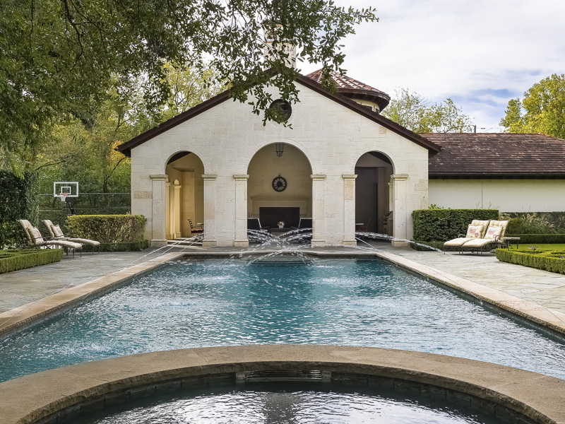 5210 Deloache Avenue 75220, Preston Hollow, Amy Detwiler, Briggs Freeman Sotheby's luxury home for sale in Dallas Fort Worth-pool