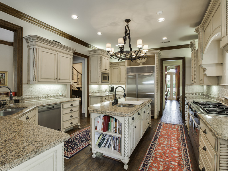6607 Pemberton Drive 75230, Preston Hollow, Missy Woehr, Briggs Freeman Sotheby's luxury home for sale in Dallas Fort Worth-kitchen