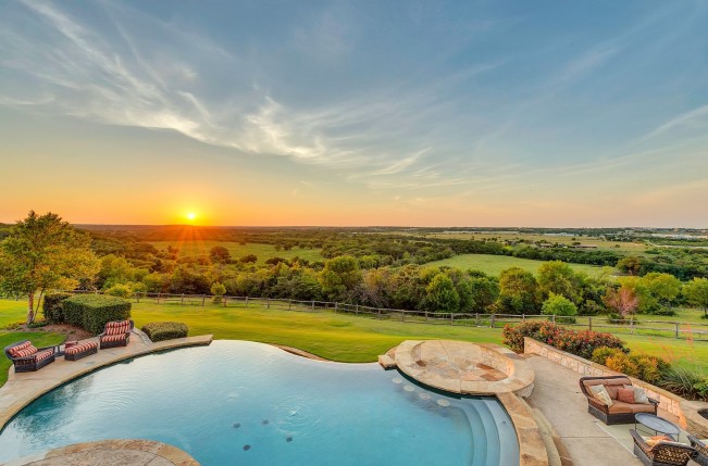 9532 Bella Terra Drive 76126, Fort Worth, John Zimmerman, Briggs Freeman Sotheby's luxury home for sale in Dallas Fort Worth-pool