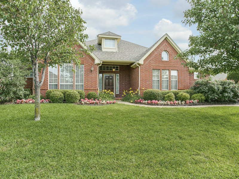 7817 Heatherbrook Ct 76182, North Richland Hills, Nicole Smith, Briggs Freeman Sotheby's luxury home for sale in Dallas Fort Worth-exterior