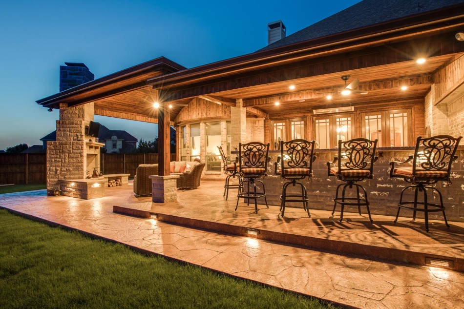 1537 Lantern Trail Frisco 75033, Bridget Hupp, Briggs Freeman Sotheby's luxury homes for sale in Frisco-patio wet bar