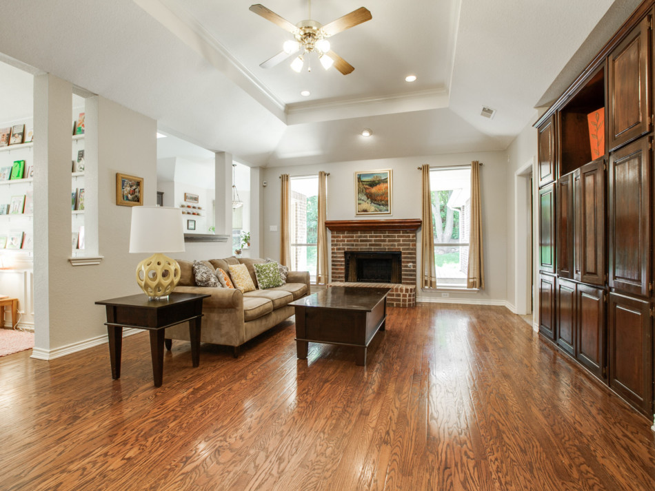 335 Kahala Drive 75218, Lake Highlands, Susan Culver, Briggs Freeman Sotheby's luxury home for sale in Dallas Fort Worth-living