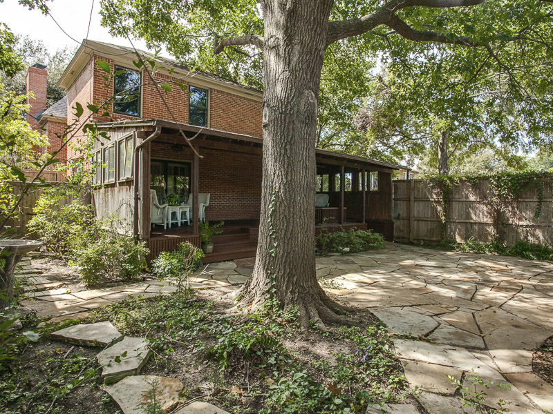6235 La Vista Drive 75214, Swiss Avenue Historic District, Elizabeth Mast, Briggs Freeman Sotheby's luxury home for sale in Dallas Fort Worth-back