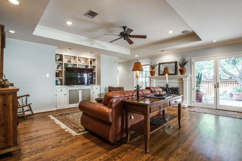 7322 Wentwood Drive Dallas 75225, Melinda Arvesen, Briggs Freeman Sotheby's luxury homes for sale in HPISD-den