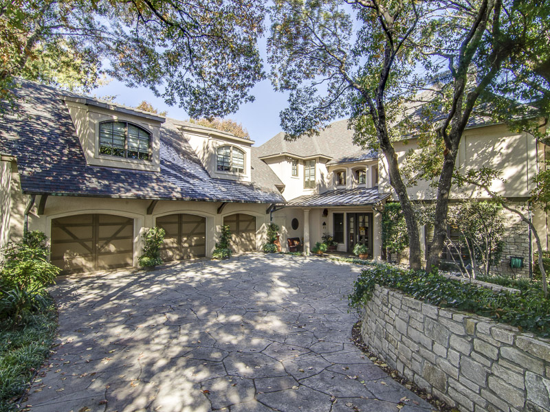 921 Circle in the Woods 75069, Fairview, Gina Lester, Briggs Freeman Sotheby's luxury home for sale in Dallas Fort Worth-exterior
