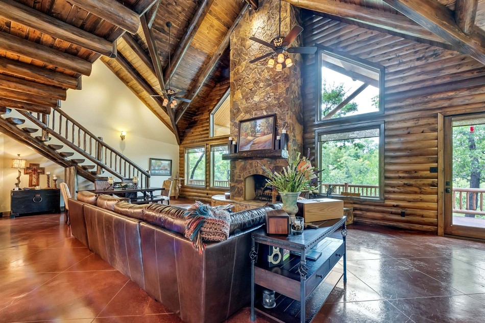 1508 Arts Way 76453, Gorden, Robert Tyson, Briggs Freeman Sotheby's luxury home for sale in Dallas Fort Worth-living
