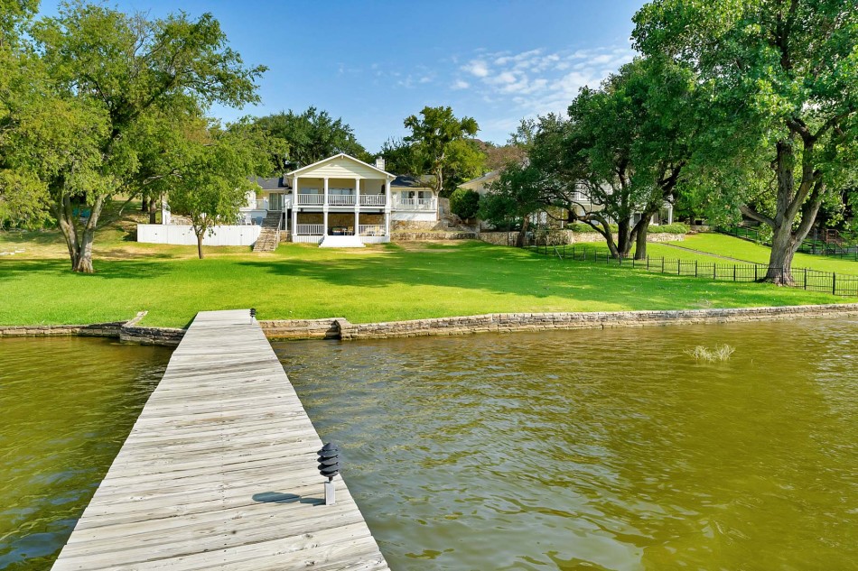 4015 Crescent Dr 76049, De Cordova, John Zimmerman, Briggs Freeman Sotheby's luxury home for sale in Dallas Fort Worth-exterior