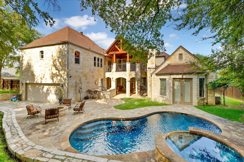 6350 Elm Crest Court 76132, Fort Worth, Hawthorne Park Estates, John Zimmerman, Briggs Freeman Sotheby's luxury home for sale in Dallas Fort Worth-pool