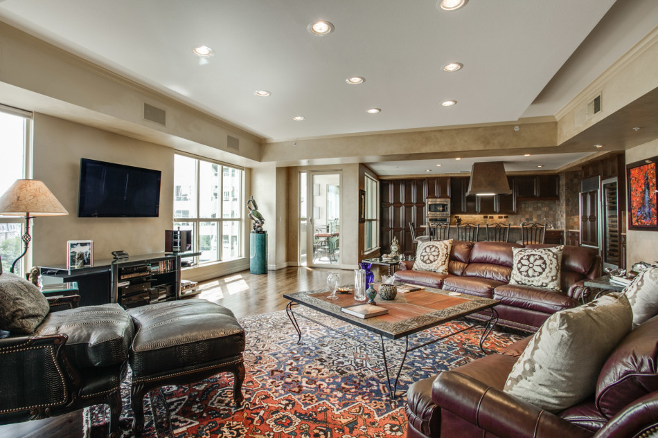 3401 Lee Parkway #804 75219, Turtle Creek, Ilene Christ, Briggs Freeman Sotheby's luxury home for sale in Dallas Fort Worth-living