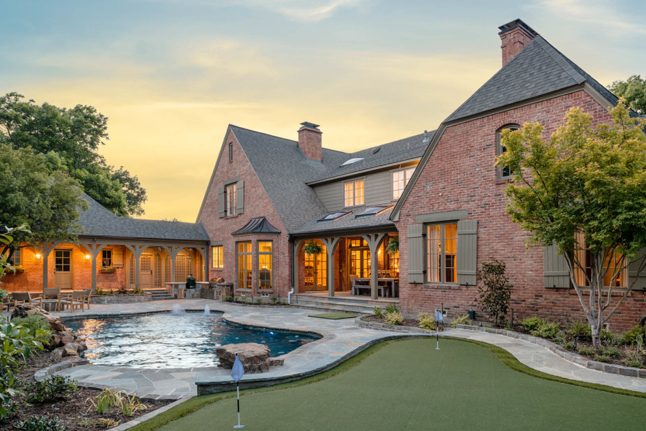 5754 Glen Falls Lane 75209, Devonshire, Dallas, Amy Detwiler, Briggs Freeman Sotheby's luxury home for sale in Dallas-pool