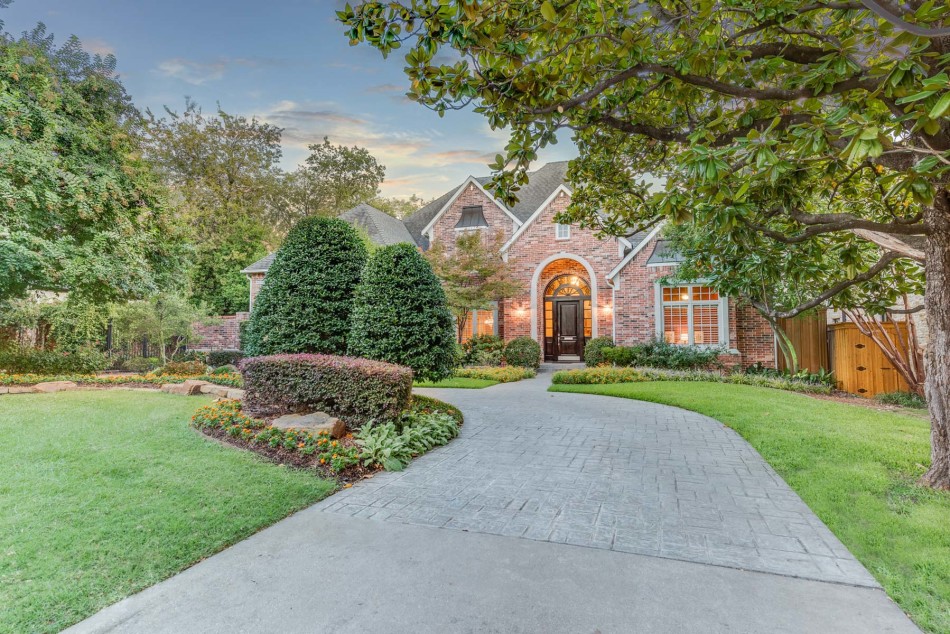 6422 Aberdeen Avenue Dallas 75230, Preston Hollow, Christy Berry, Briggs Freeman Sotheby's luxury home for sale in Dallas Fort Worth-exterior