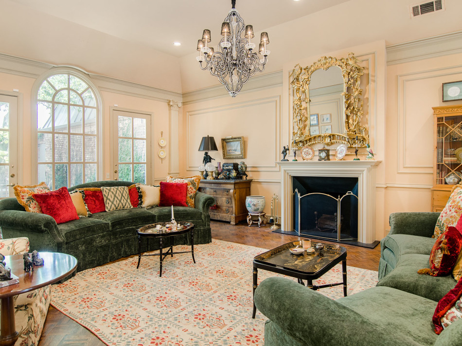 27 Stonecourt Drive 75225, Caruth Homeplace, Joan Eleazer, Briggs Freeman Sotheby's luxury home for sale in Dallas-fireplace