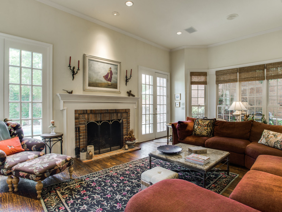 3 Glenkirk Court 75225, Glen Lakes, North Dallas, Jeannie Nethery, Briggs Freeman Sotheby's luxury home for sale in Dallas Fort Worth-fireplace